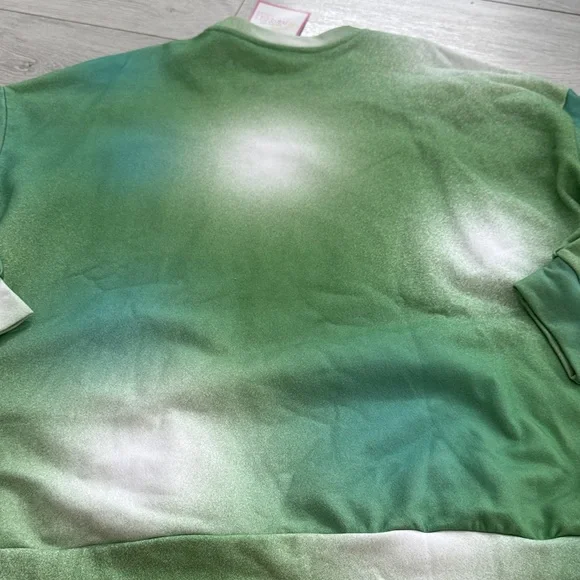 NWT QUEEN OF SPARKLES licensed defy gravity sweatshirt size XXL - Picture 5 of 5